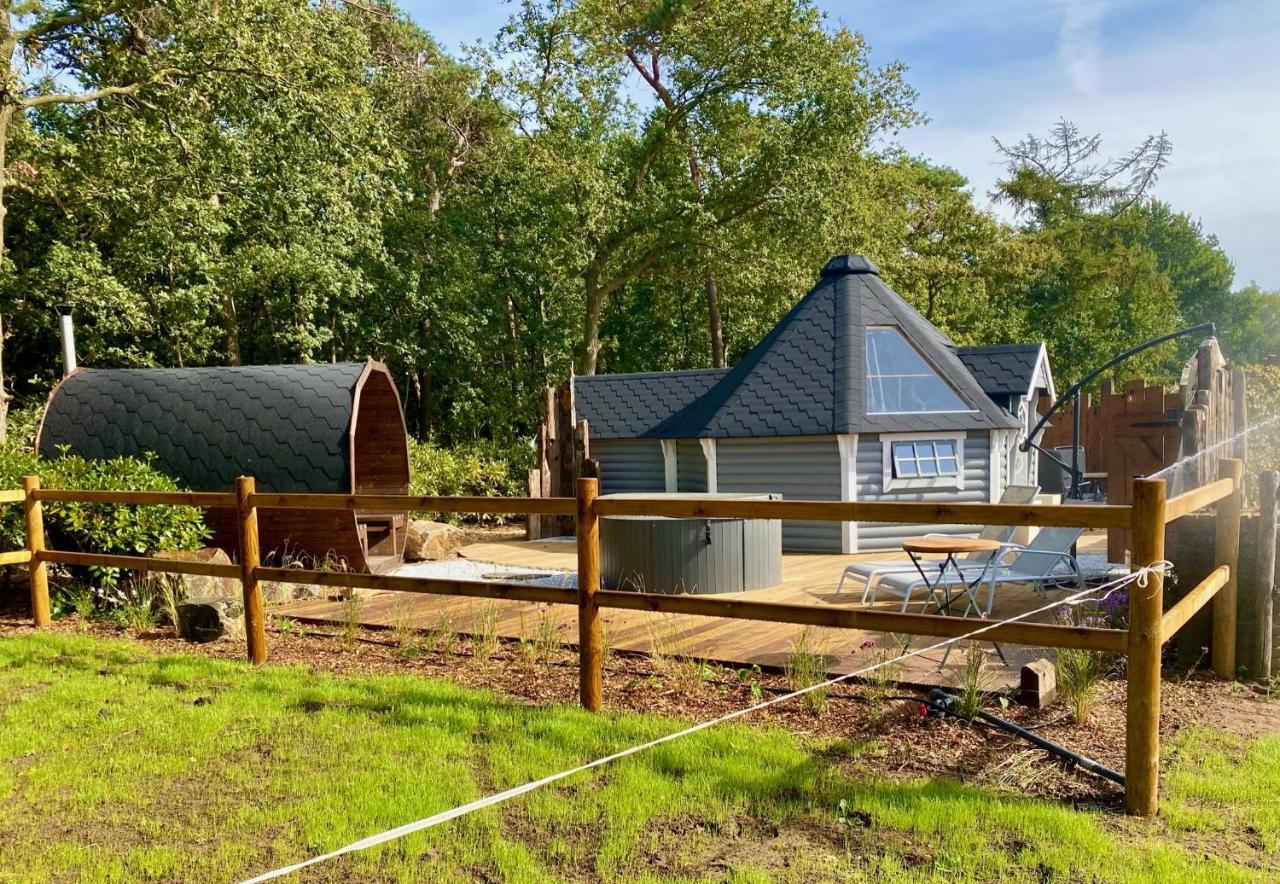 Luxe Finse Kota Met Jacuzzi En Saunabarrel De Zandhoef Eersel Eksteriør bilde